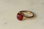 Preview: Ring Granat hydro: vergoldeter Stapelring mit Geburtsstein