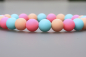 Preview: Perlenkette für Hunde in pastell: Elastische Halskette in leuchtenden Farben