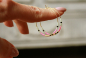 Preview: Neon Miyuki Creolen ein handgefertigtes Ohrringpaar mit Perlen als minimalistisches Geschenk für Sie