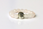 Preview: Ring Rosenquarz Buddha als edles Geschenk für Sie mit feinen Edelsteinen ein minimalistischer Ring Stretchring