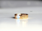Preview: Band Ring goldfarben - Mondphasenring mit Halbmond und Vollmond aus Rosenquarz oder Labradorit