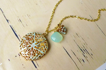 Kette *AAA  Aqua Chalcedon* Medaillon