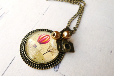 Kette - Über den Wolken