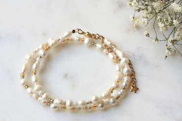 Handgefertigte Perlenkette Süßwasserperlen Halskette als Perlen Choker ein modernes romantisches Geschenk für sie für Frauen und Teenager