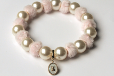 Luxuriöse Perlenkette für Hunde in rosa: Plüsch Halskette mit Teddy Charm
