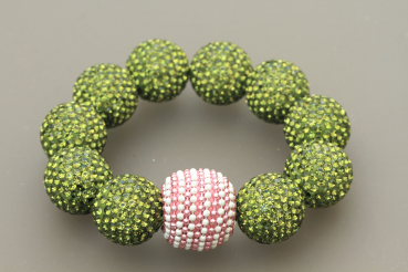 Personalisiertes Glitzer Perlenarmband für die Dame: Perlen in Pink, Grün und Campagner zur Auswahl