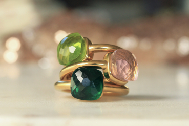 Ring Smaragd hydro: vergoldeter Stapelring mit Geburtsstein