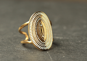 Boho Ring Patina echt vergoldet mit geometrischem Mandala als besonderes Geschenk für sie