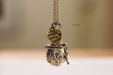 Einzigartiges Medaillon Prayer Box Vintage Bronze / Geschenk für Sie / made with love / Vintage Schmuck / Origineller Schmuck / nostalgisch