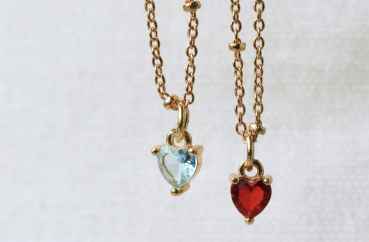 Halskette Herz Zirkonia vergoldet Kette romantisches Geschenk für sie für Verliebte Verlobte Frau Freundin Valentinstag Geburtstag Muttertag