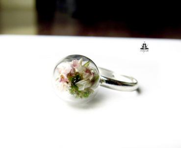 Ring - Blüten und Moos in Glaskugel - silber
