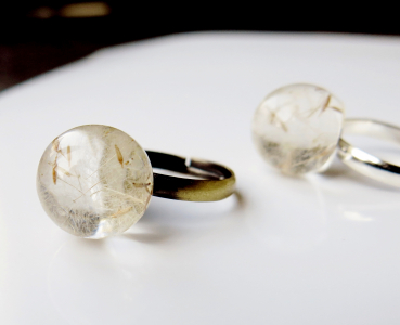 Ring - Pusteblume in Harz gegossen - bronze