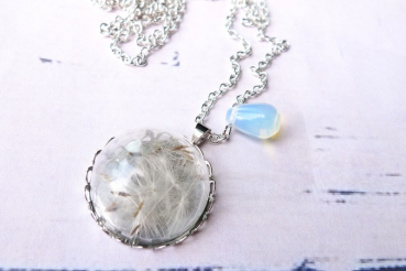 Pusteblumen-Kette mit Mondstein