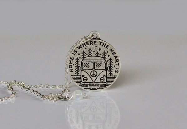 Kette Reise / Zuhause ist, wo dein Herz ist - Home is where the heart is / Weltreisende Geschenk /Geschenk Naturfreunde / Besonderer Schmuck