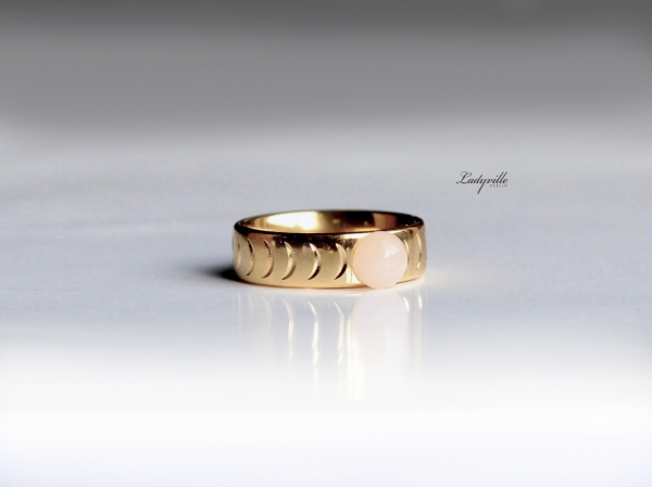Band Ring goldfarben - Mondphasenring mit Halbmond und Vollmond aus Rosenquarz oder Labradorit