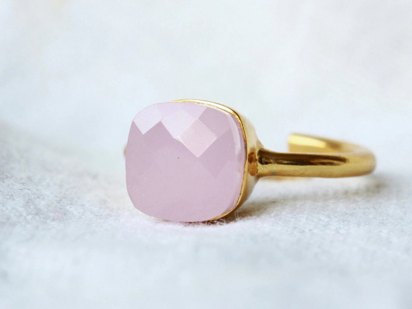 Ring Chalzedon vergoldet Sterlingsilber Edelsteinring größenverstellbar romantisch Geschenk Frau Mutter Brautschmuck Geburtstagsgeschenk