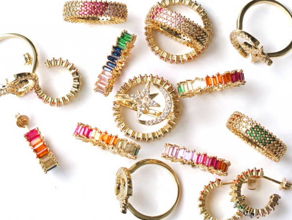 Himmlischer Zirkonia Ring gold / Baguette ring vergoldet / Regenbogen ring / Stackable Ring / Statement Ring / Eternity / geschenk für sie