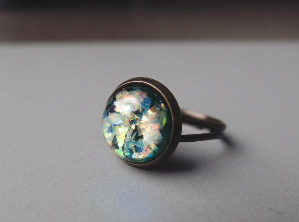 Ring - Crystal Flakes