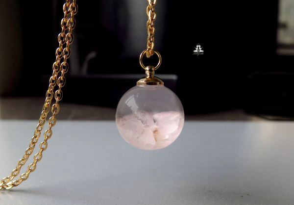 Terrarium Kette - Rosenquarz im Wasser